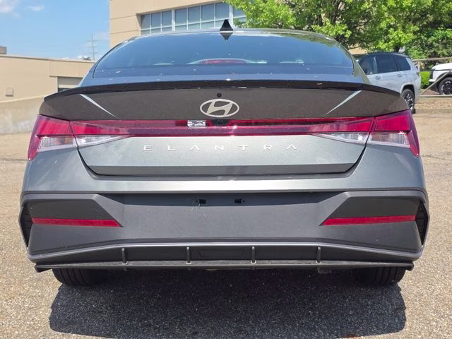 2026 Amazon Gray Hyundai Elantra SEL Sport FWD Sedan