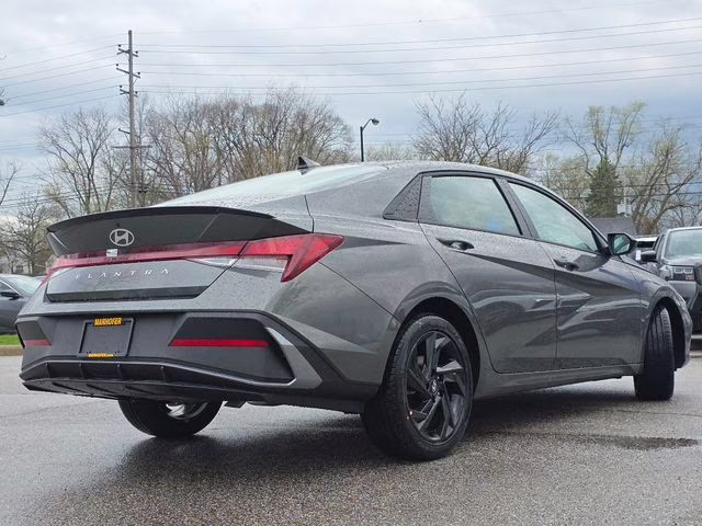 2026 Amazon Gray Hyundai Elantra SEL Sport FWD Sedan