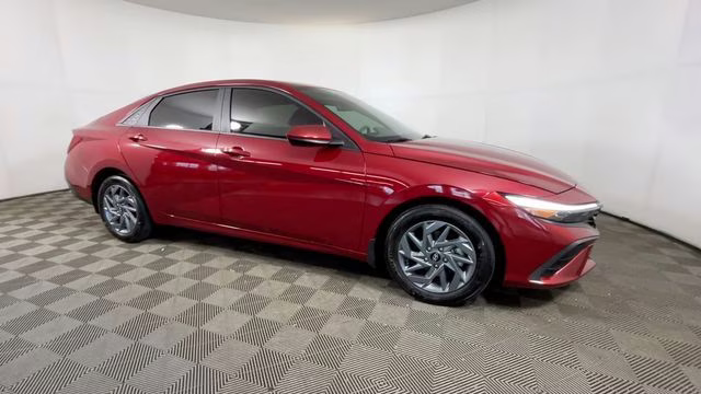 2024 Ultimate Red Hyundai Elantra SEL FWD Sedan