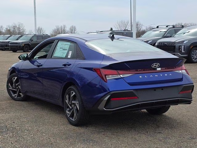 2025 Intense Blue Hyundai Elantra SEL Sport FWD Sedan