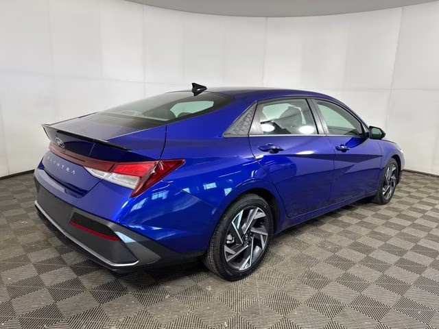 2025 Intense Blue Hyundai Elantra SEL Sport FWD Sedan