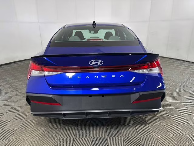 2025 Intense Blue Hyundai Elantra SEL Sport FWD Sedan