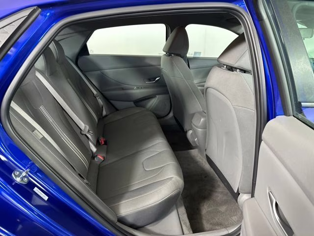 2025 Intense Blue Hyundai Elantra SEL Sport FWD Sedan