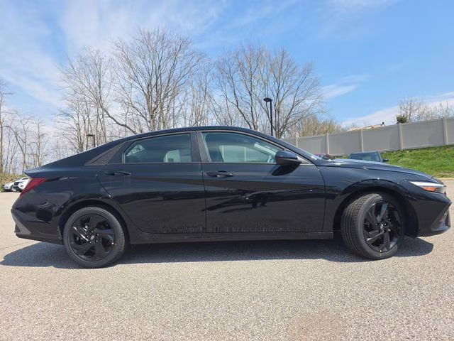 2026 Abyss Black Hyundai Elantra SEL Sport FWD Sedan