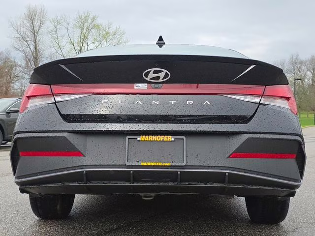 2026 Abyss Black Hyundai Elantra SEL Sport FWD Sedan