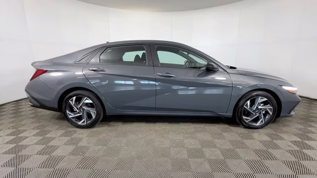 2025 Ecotronic Gray Hyundai Elantra SEL Sport FWD Sedan