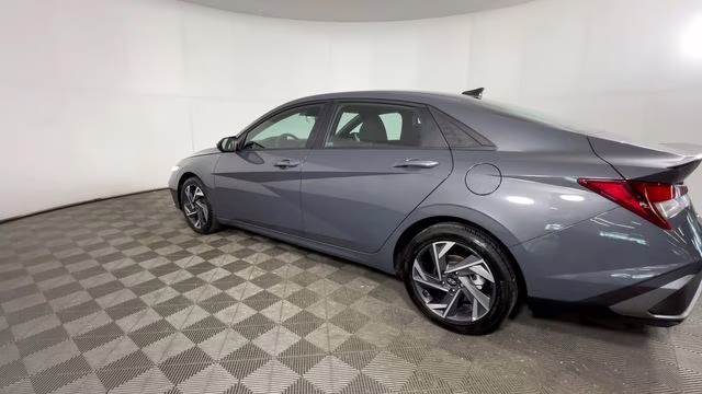 2025 Ecotronic Gray Hyundai Elantra SEL Sport FWD Sedan