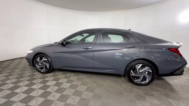2025 Ecotronic Gray Hyundai Elantra SEL Sport FWD Sedan
