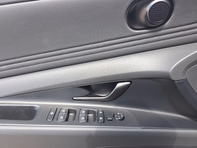 2026 Fluid Metal Hyundai Elantra Hybrid SEL Sport FWD Sedan