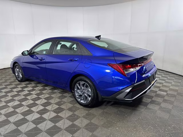 2025 Intense Blue Hyundai Elantra Hybrid Blue FWD Sedan