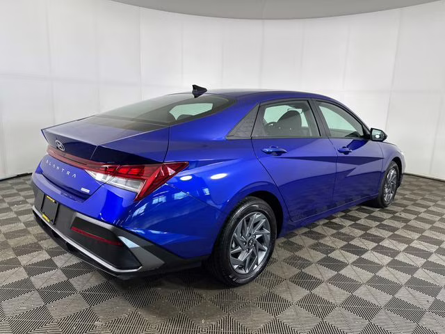 2025 Intense Blue Hyundai Elantra Hybrid Blue FWD Sedan