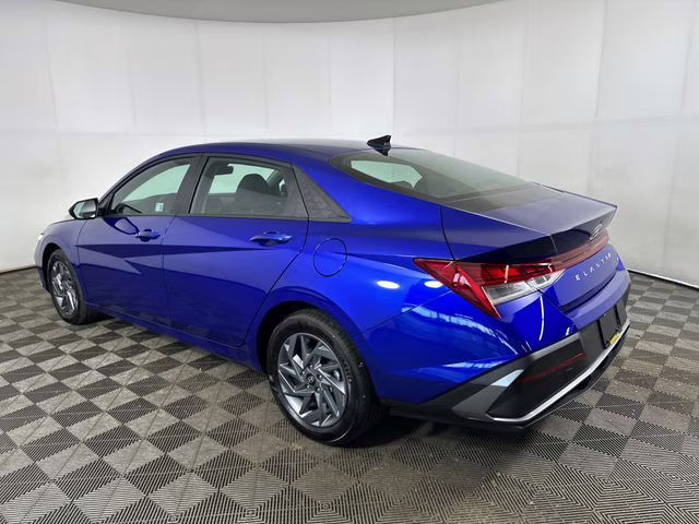 2025 Intense Blue Hyundai Elantra Hybrid Blue FWD Sedan