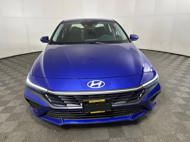 2025 Intense Blue Hyundai Elantra Hybrid Blue FWD Sedan
