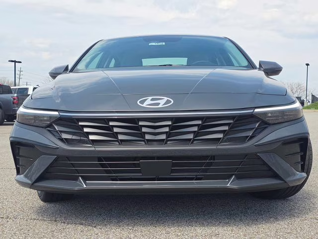 2026 Ecotronic Gray Hyundai Elantra Limited FWD Sedan
