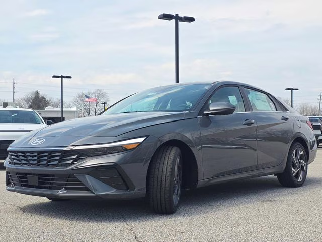2026 Ecotronic Gray Hyundai Elantra Limited FWD Sedan