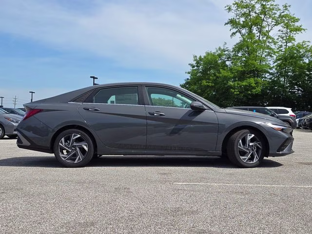 2026 Ecotronic Gray Hyundai Elantra Limited FWD Sedan