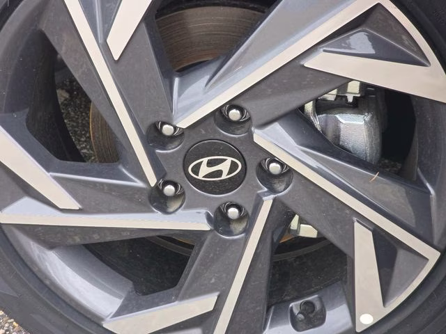 2026 Amazon Gray Hyundai Elantra Limited FWD Sedan
