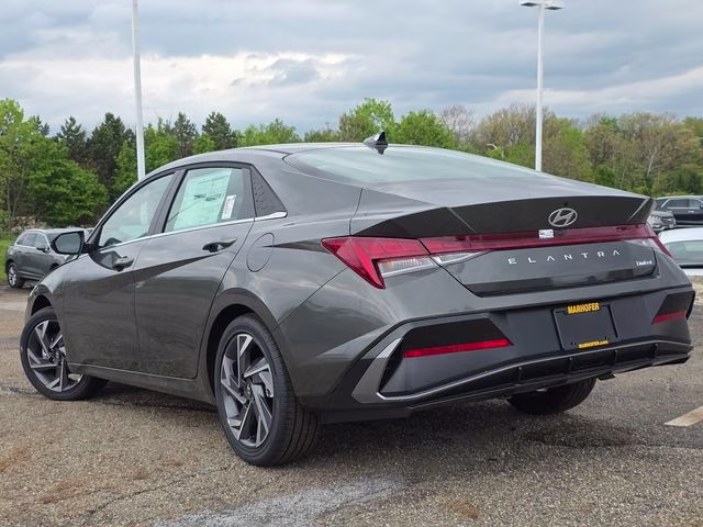 2026 Amazon Gray Hyundai Elantra Limited FWD Sedan