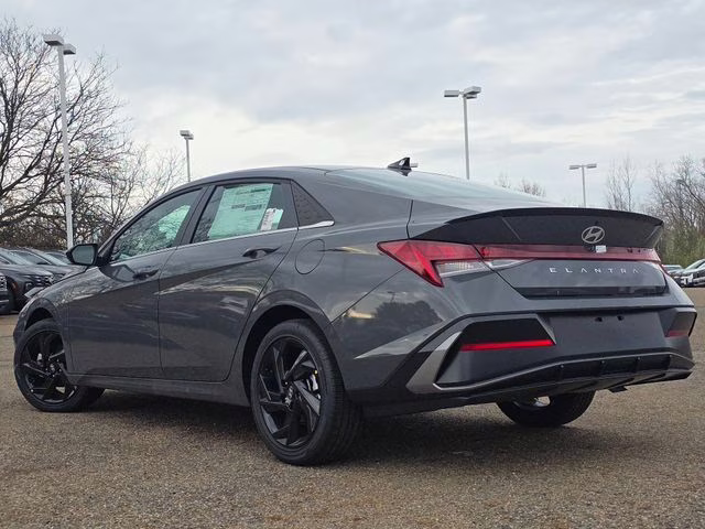 2026 Ecotronic Gray Hyundai Elantra SEL Sport FWD Sedan