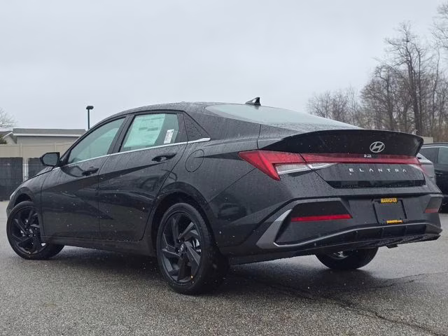 2026 Abyss Black Hyundai Elantra SEL Sport FWD Sedan