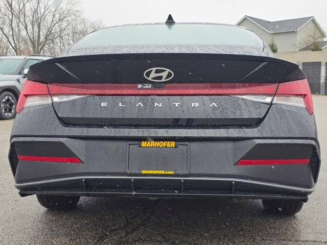 2026 Abyss Black Hyundai Elantra SEL Sport FWD Sedan