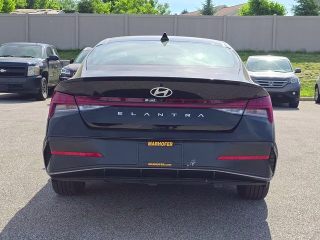 2026 Abyss Black Hyundai Elantra SEL Sport FWD Sedan