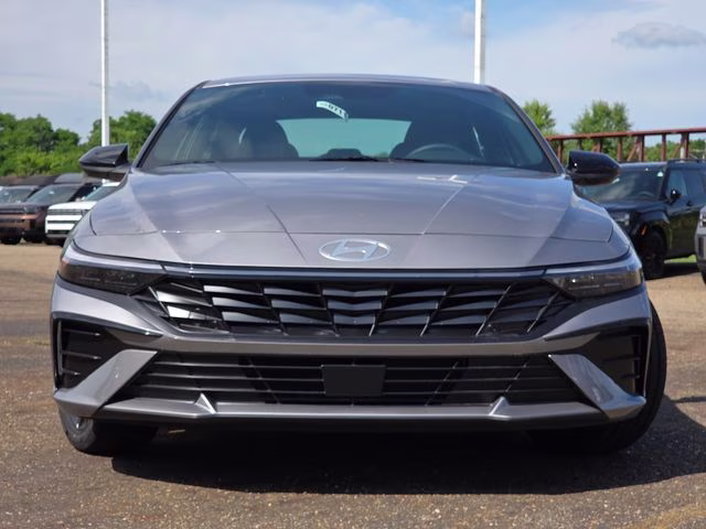 2026 Fluid Metal Hyundai Elantra SEL Sport FWD Sedan