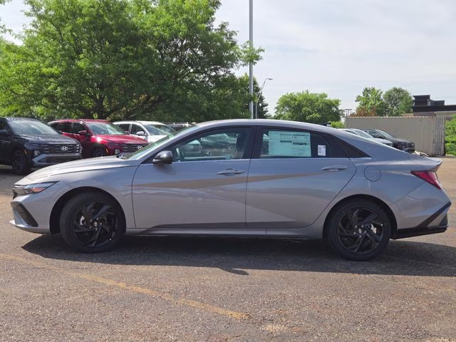 2026 Fluid Metal Hyundai Elantra SEL Sport FWD Sedan