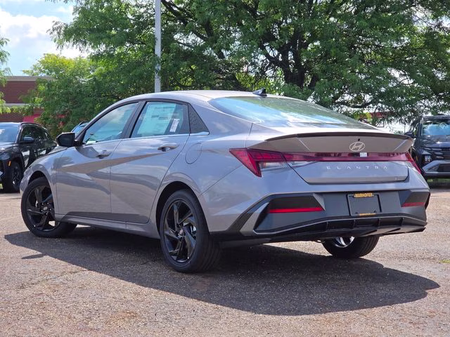 2026 Fluid Metal Hyundai Elantra SEL Sport FWD Sedan