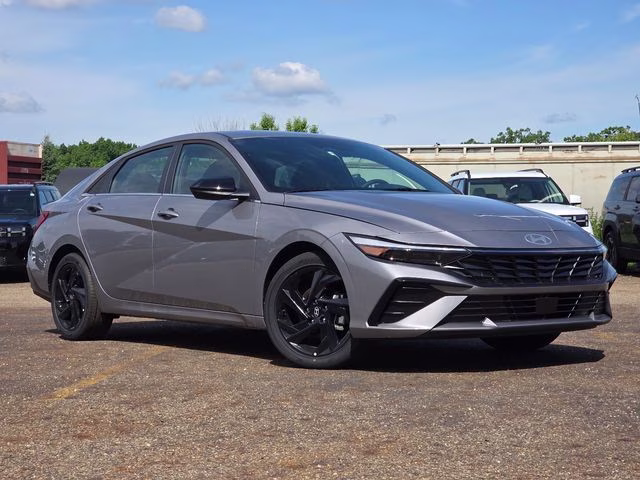2026 Fluid Metal Hyundai Elantra SEL Sport FWD Sedan