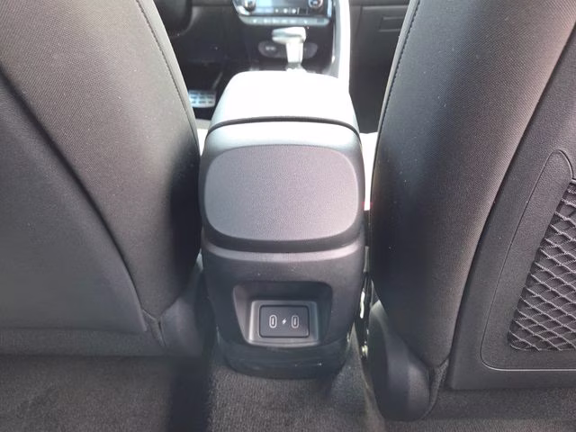2026 Fluid Metal Hyundai Elantra SEL Sport FWD Sedan