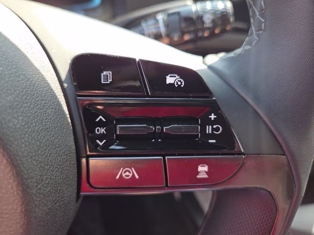 2026 Fluid Metal Hyundai Elantra SEL Sport FWD Sedan
