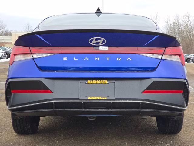 2026 Intense Blue Hyundai Elantra SEL Sport FWD Sedan