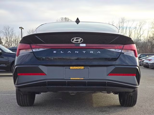 2026 Abyss Black Hyundai Elantra SEL Sport FWD Sedan