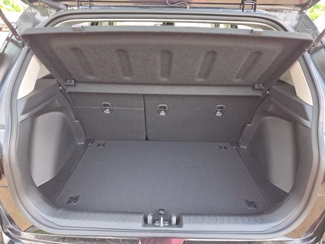 2026 Onyx Black Hyundai Venue SEL FWD SUV