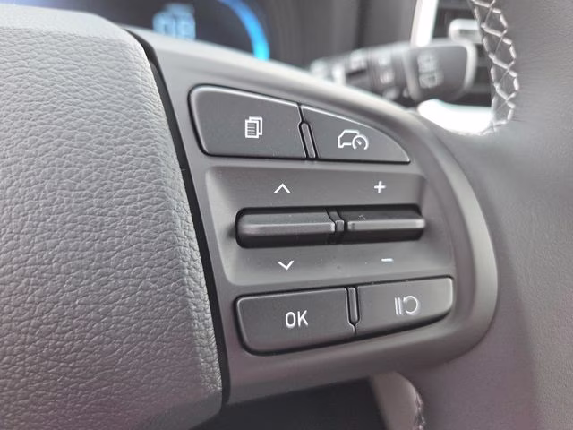 2026 Onyx Black Hyundai Venue SEL FWD SUV