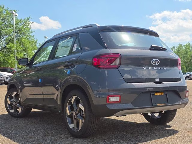 2026 Ecotronic Gray/Black Roof Hyundai Venue SEL FWD SUV