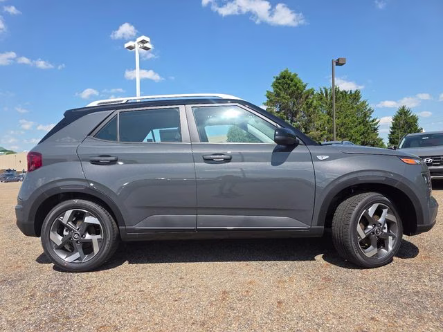 2026 Ecotronic Gray/Black Roof Hyundai Venue SEL FWD SUV