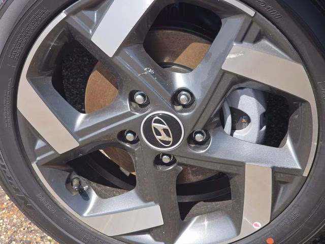 2026 Ecotronic Gray/Black Roof Hyundai Venue SEL FWD SUV