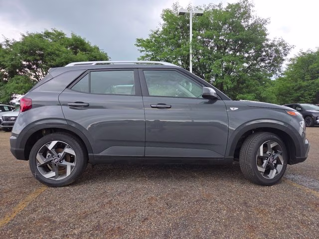 2026 Ecotronic Gray Hyundai Venue SEL FWD SUV