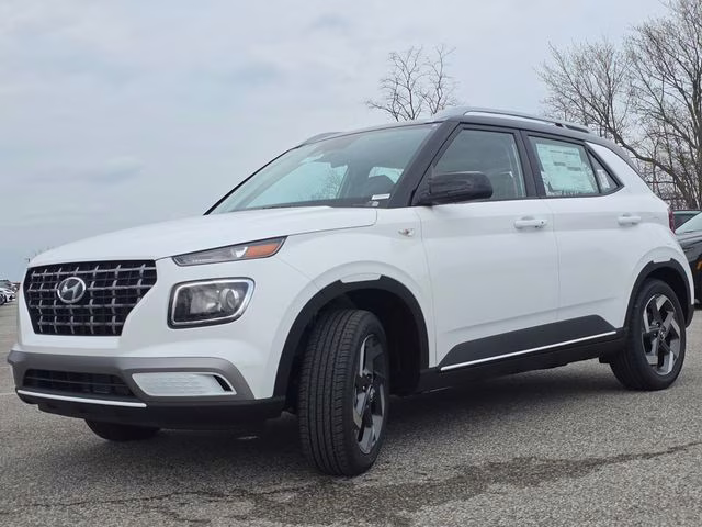 2026 Lunar White w/Black Roof Hyundai Venue SEL FWD SUV