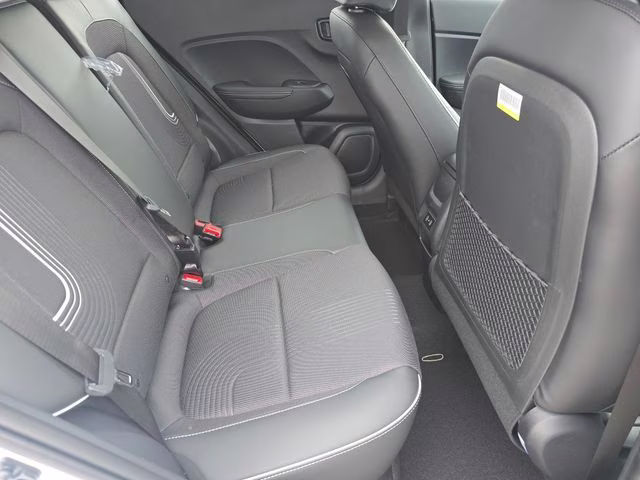 2026 Lunar White w/Black Roof Hyundai Venue SEL FWD SUV