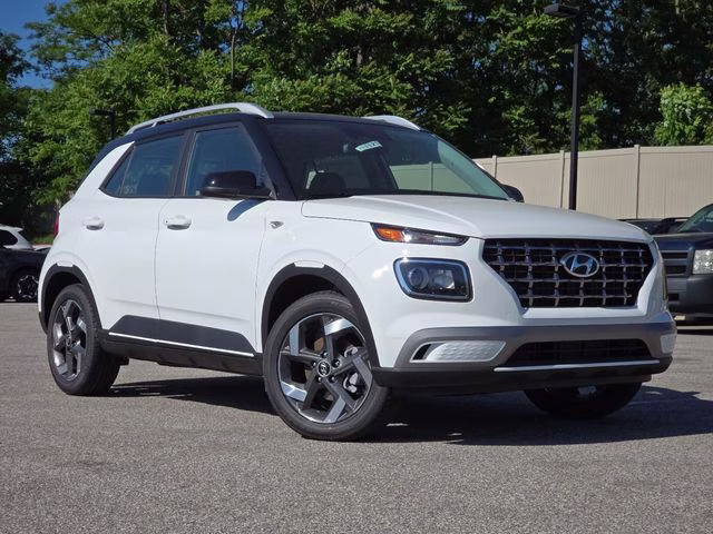 2026 Lunar White w/Black Roof Hyundai Venue SEL FWD SUV