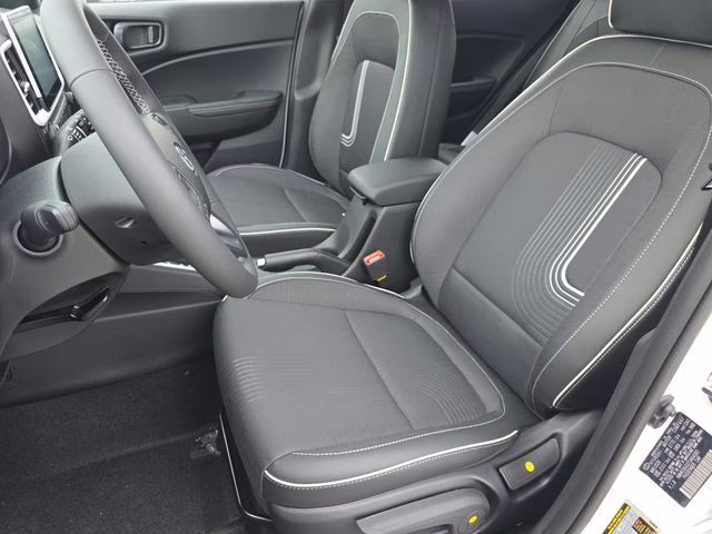 2026 Lunar White w/Black Roof Hyundai Venue SEL FWD SUV