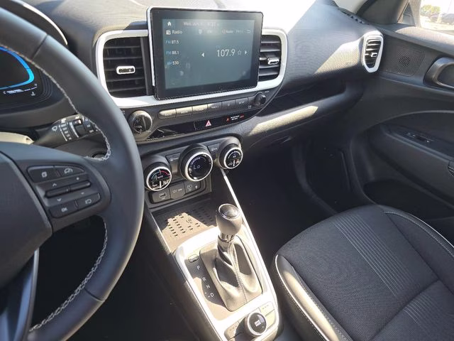 2026 Lunar White w/Black Roof Hyundai Venue SEL FWD SUV
