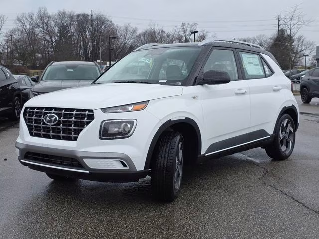 2026 Lunar White w/Black Roof Hyundai Venue SEL FWD SUV