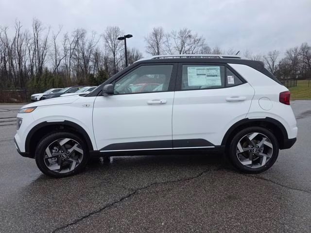2026 Lunar White w/Black Roof Hyundai Venue SEL FWD SUV