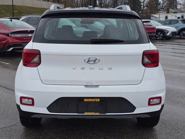 2026 Lunar White w/Black Roof Hyundai Venue SEL FWD SUV