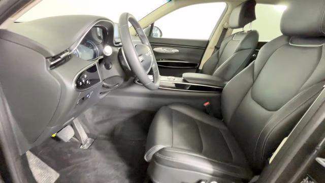 2025 Makalu Gray Genesis GV70 2.5T AWD SUV