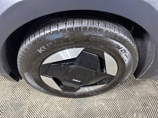 2024 Panthera Metal Kia EV9 Wind AWD SUV